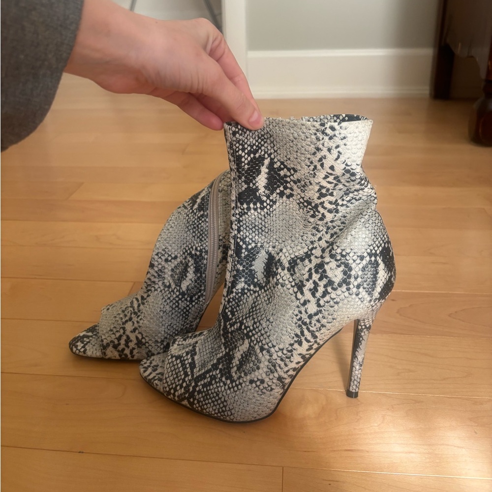 Snakeskin Patterned Ankle Boots